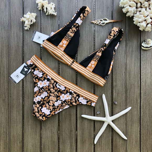 🌴🔆RIP CURL - MARIGOLD DEEP CHEEKY BIKINI SET🔆🌴 - Picture 12 of 16